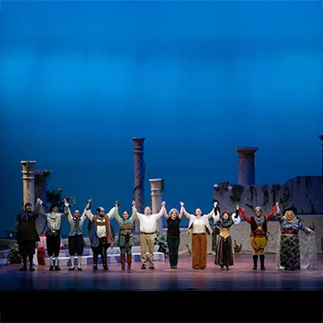 Opera Singers take a bow on stage