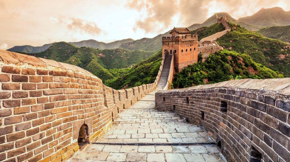 image looking down the pathway on top of the great wall of China