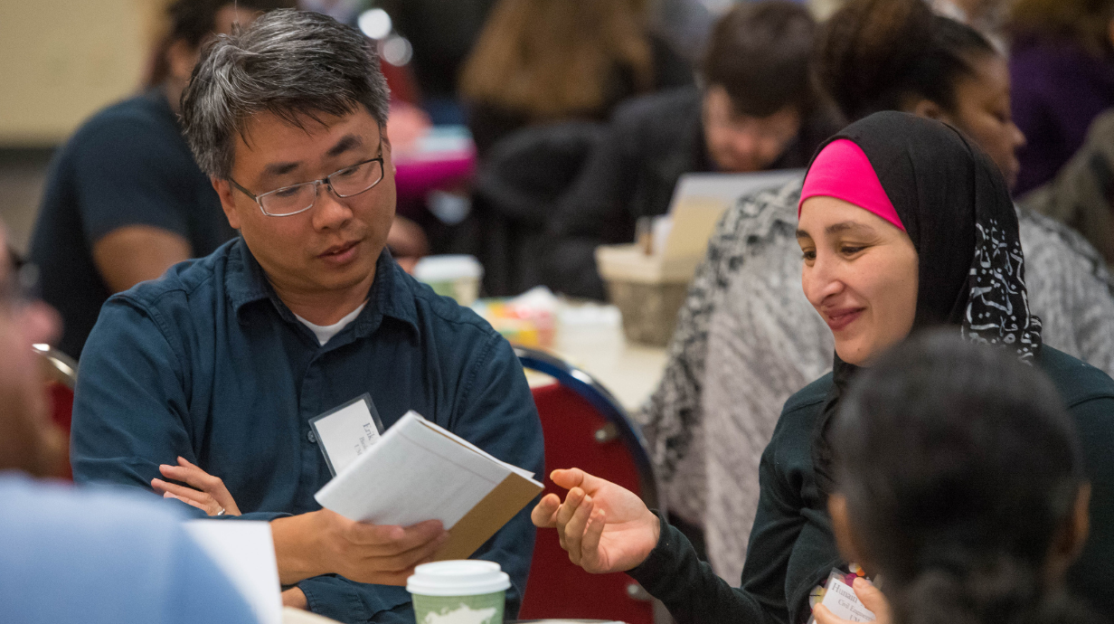 Participants at a CETL workshop collaborate