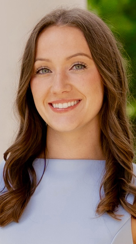 Hesadshot of a young woman