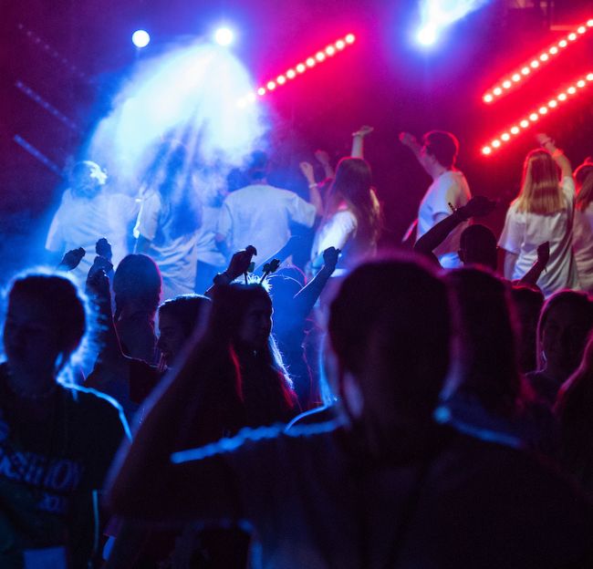 Students dance at rebelthon